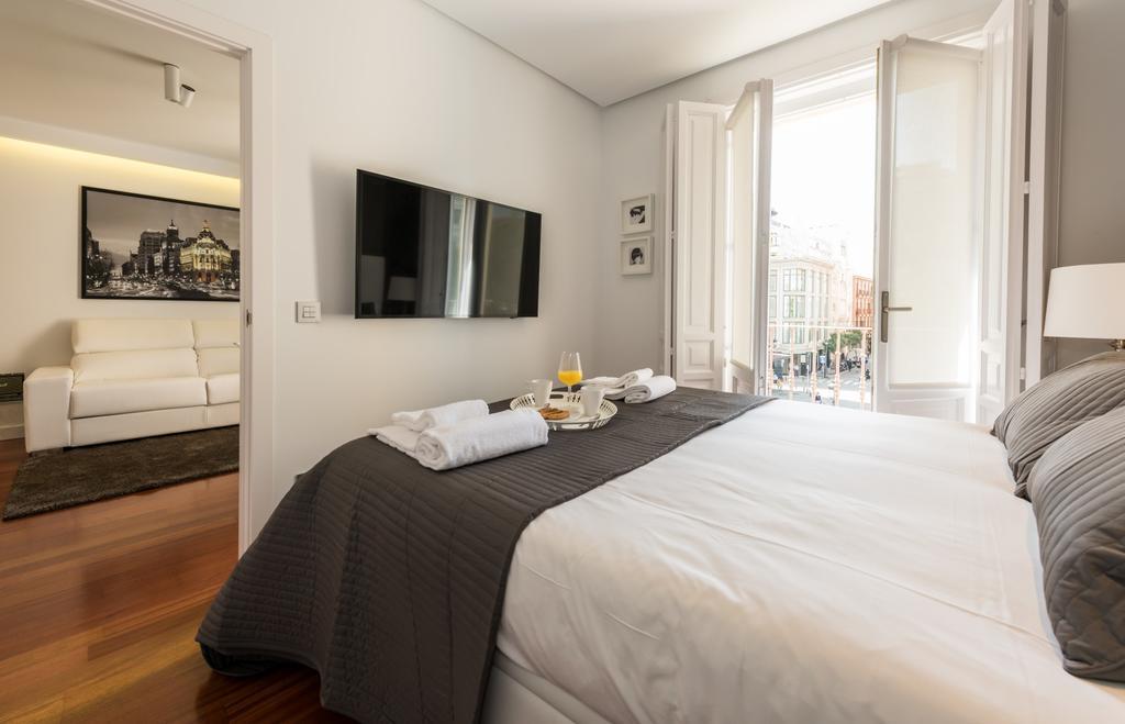 Santa Ana Plaza Leilighet Madrid Eksteriør bilde
